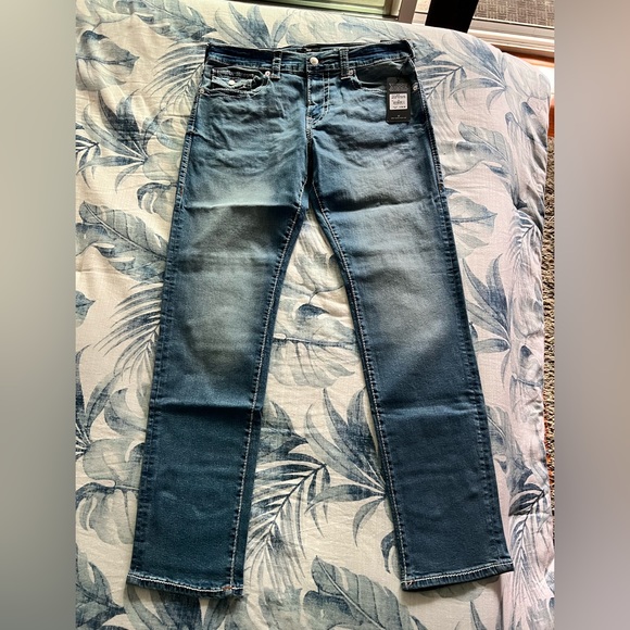 True Religion 34 Jeans - Picture 4 of 13